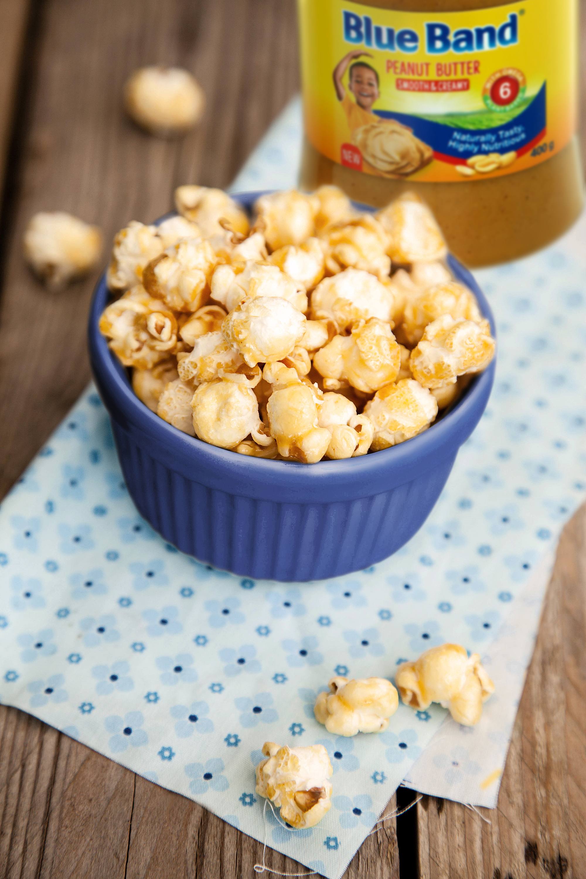 Peanut Butter Caramelized Popcorn