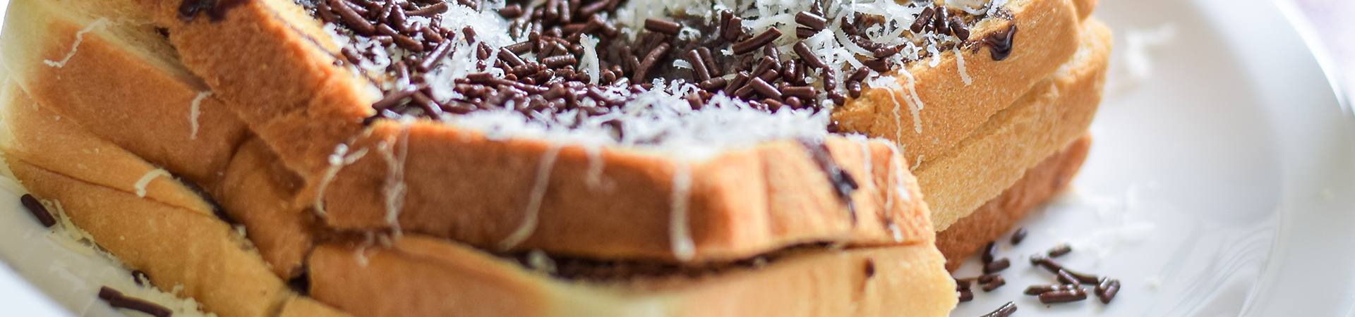 recipe image Bekal Sarapan Roti Bakar Coklat Keju untuk Anak