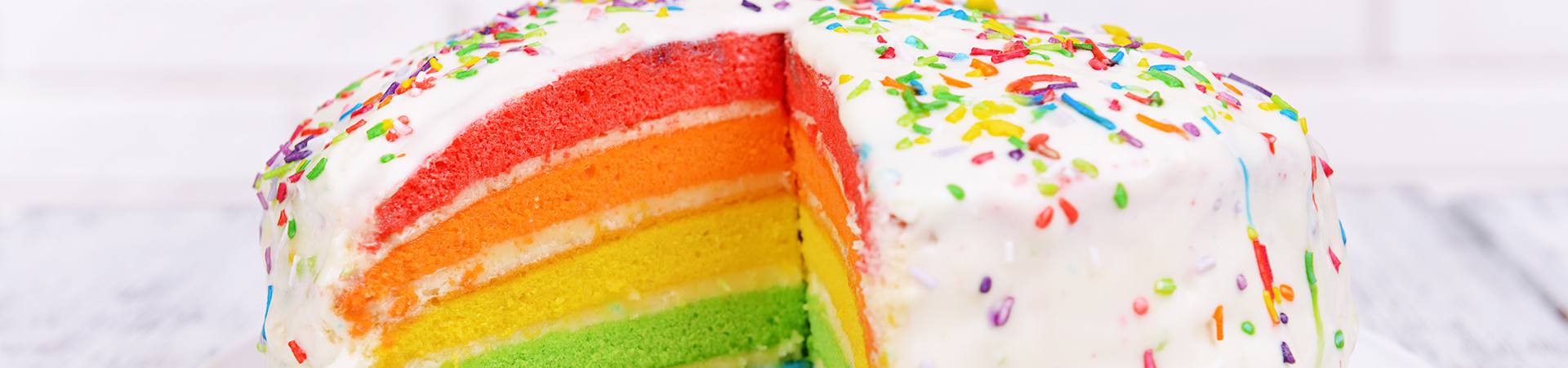 recipe image Kukus atau Panggang? Ini Tips dan Cara Membuat Rainbow Cake