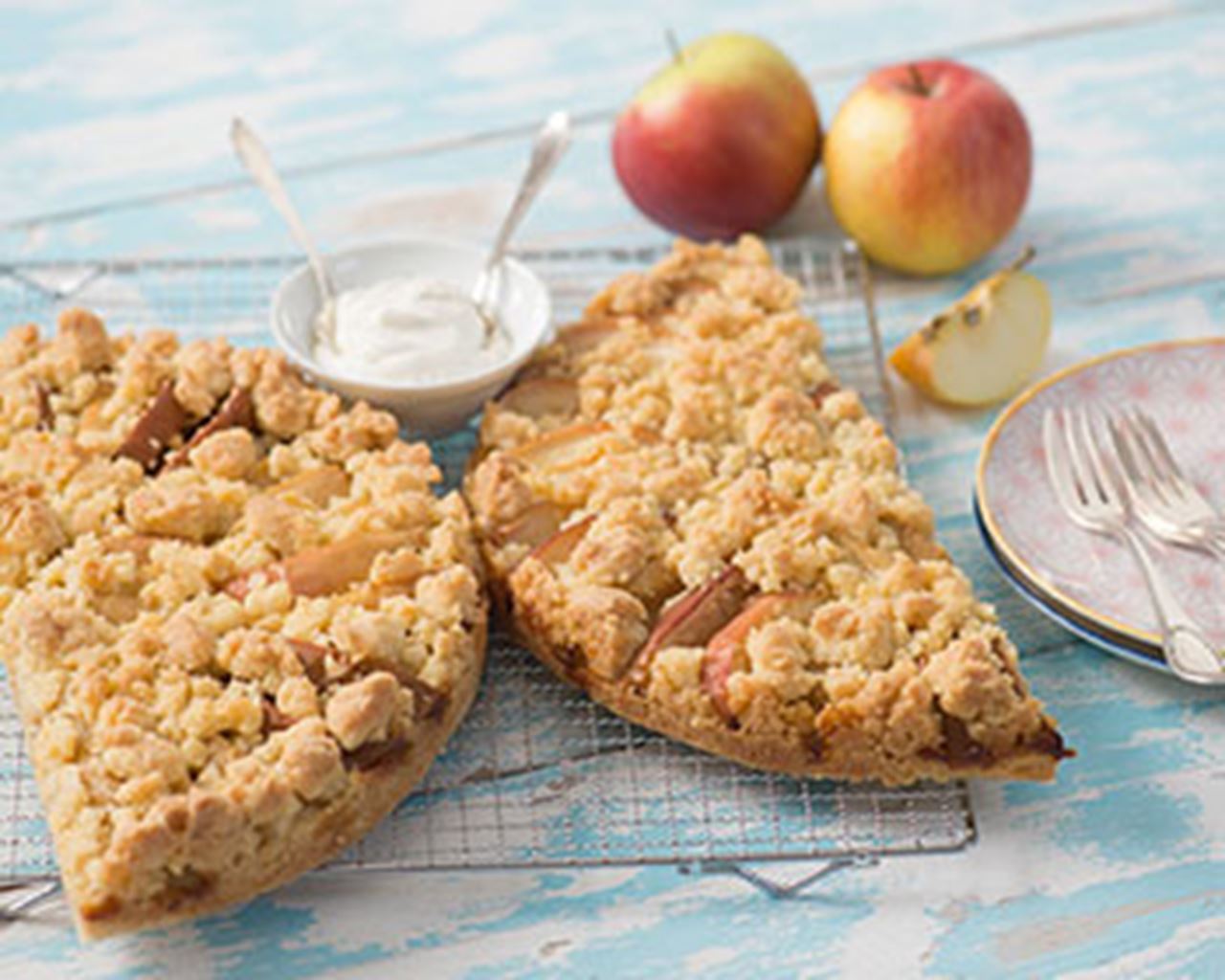 recipe image Appelkruimeltaart als vlinder