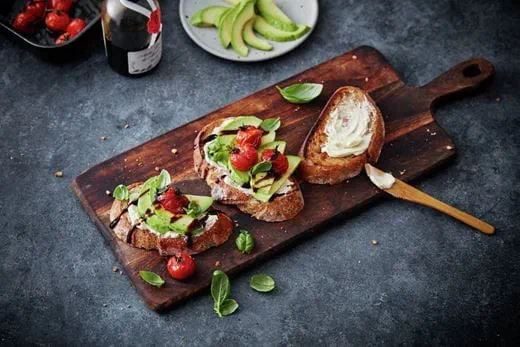 recipe image Toast met avocado en gegrilde cherry tomaatjes