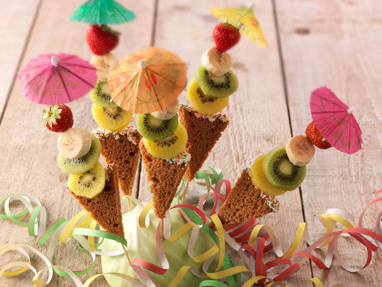 recipe image Kindertraktatie: ontbijtkoek fruitijsjes