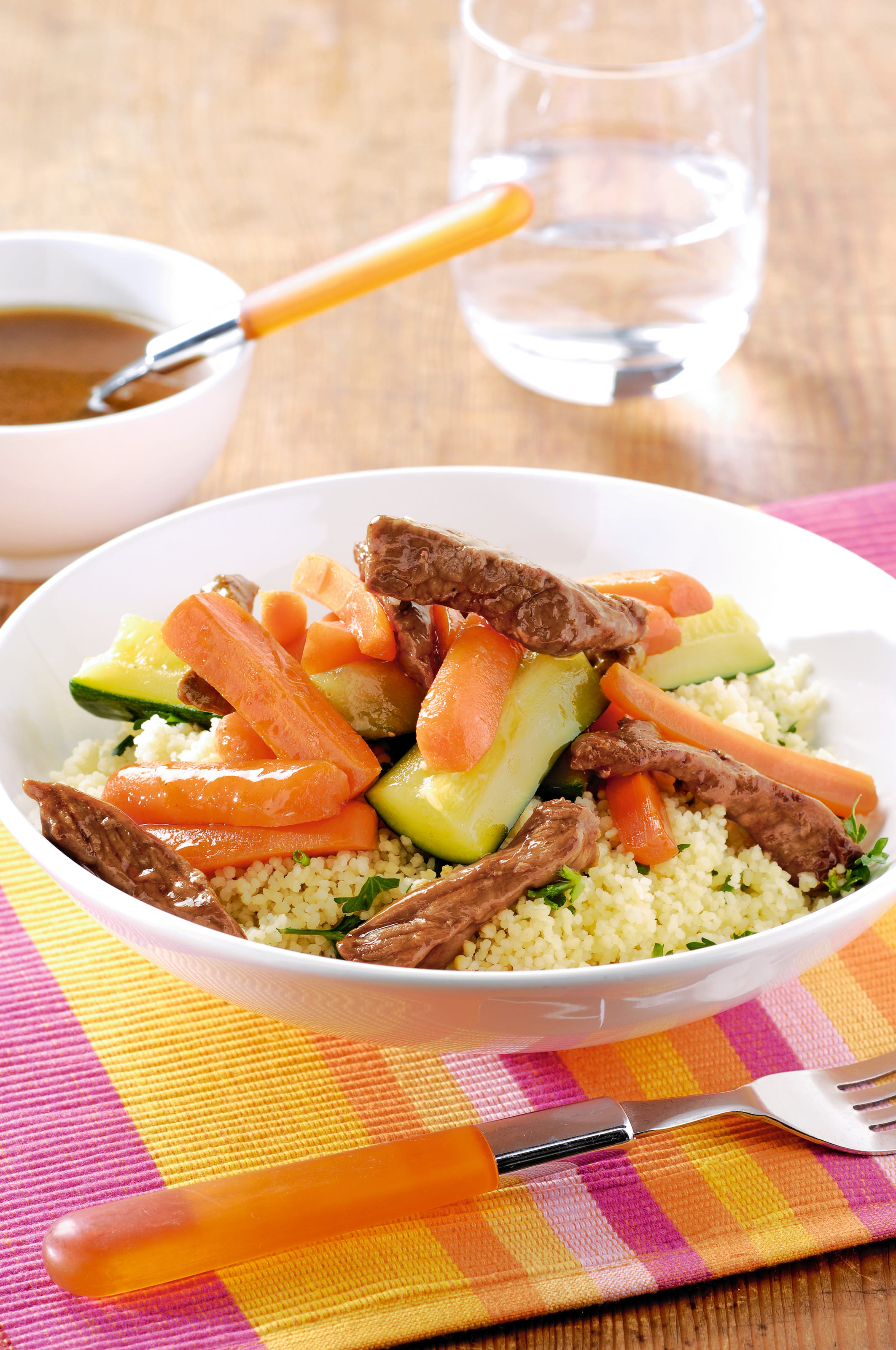 recipe image Kruidencouscous met vleesreepjes en courgette