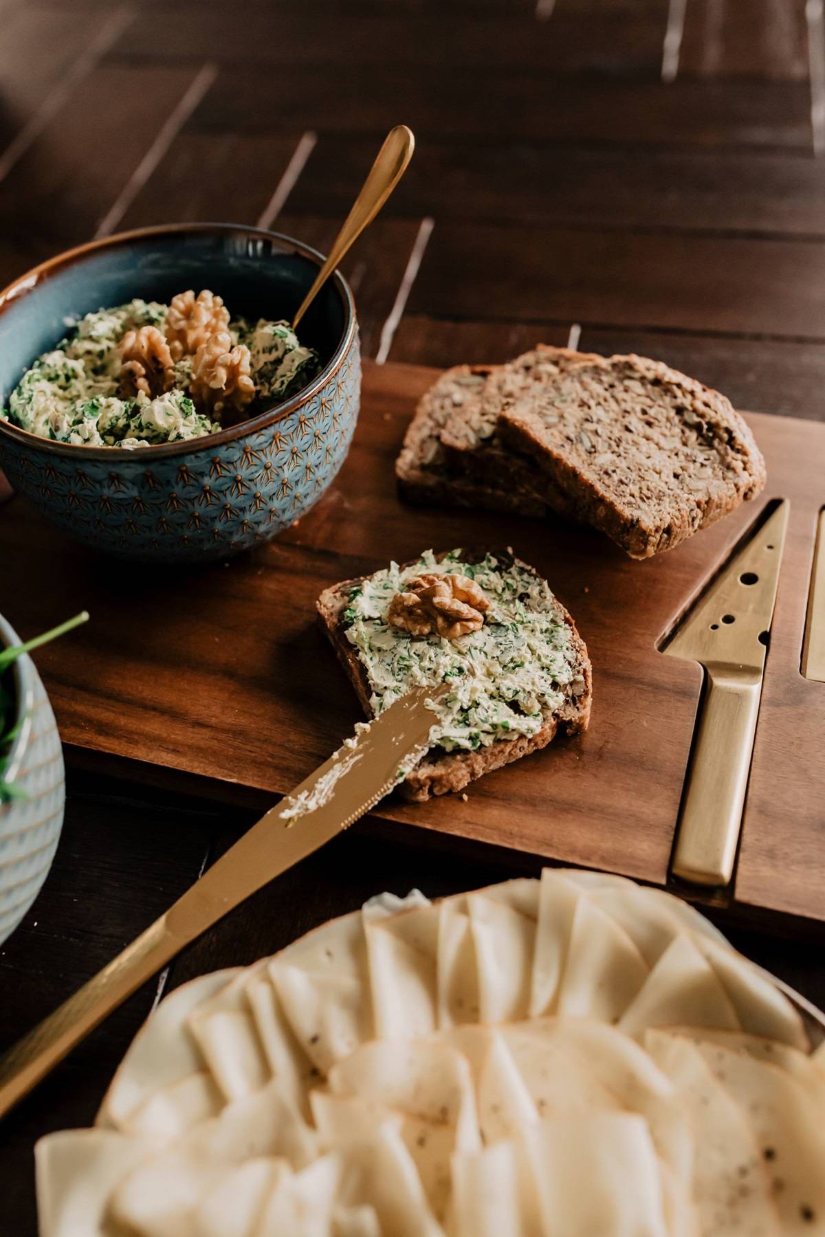 recipe image Kruidencrème met rucola en walnoten