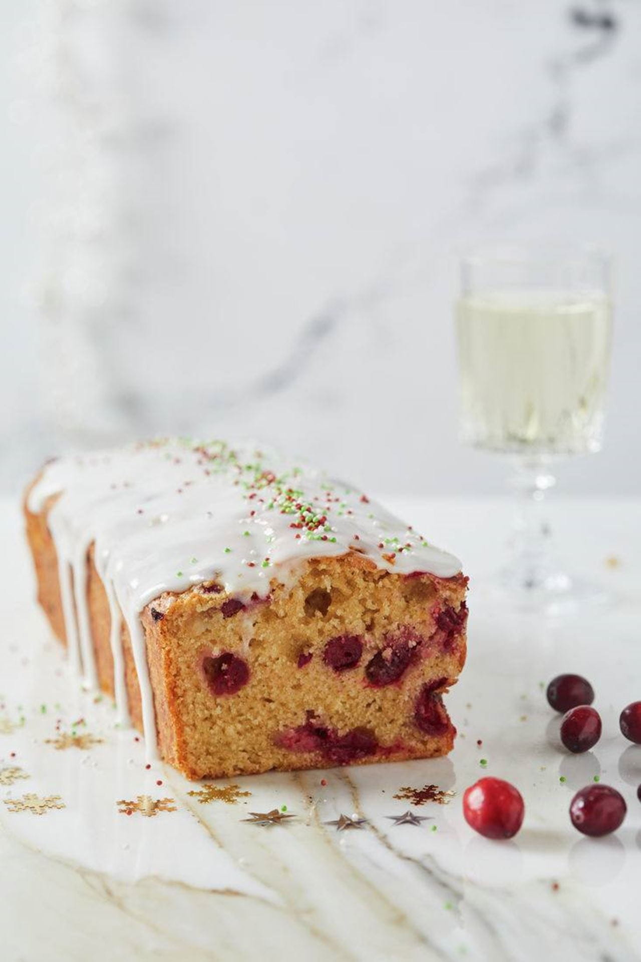 recipe image Citroencake met cranberries