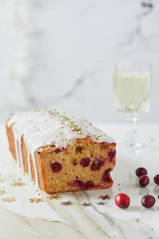 recipe image Citroencake met cranberries