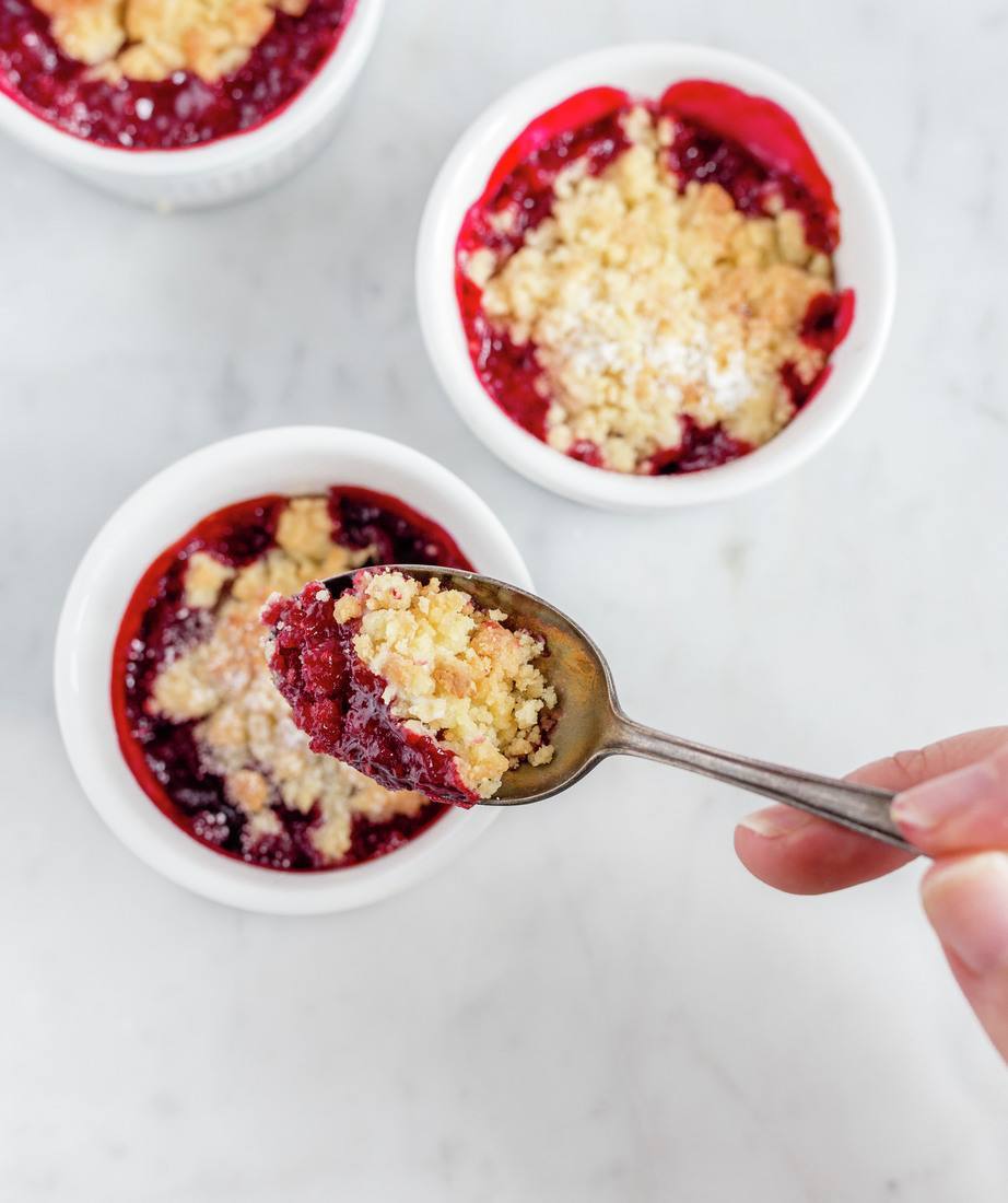 recipe image Warme rood fruit crumble