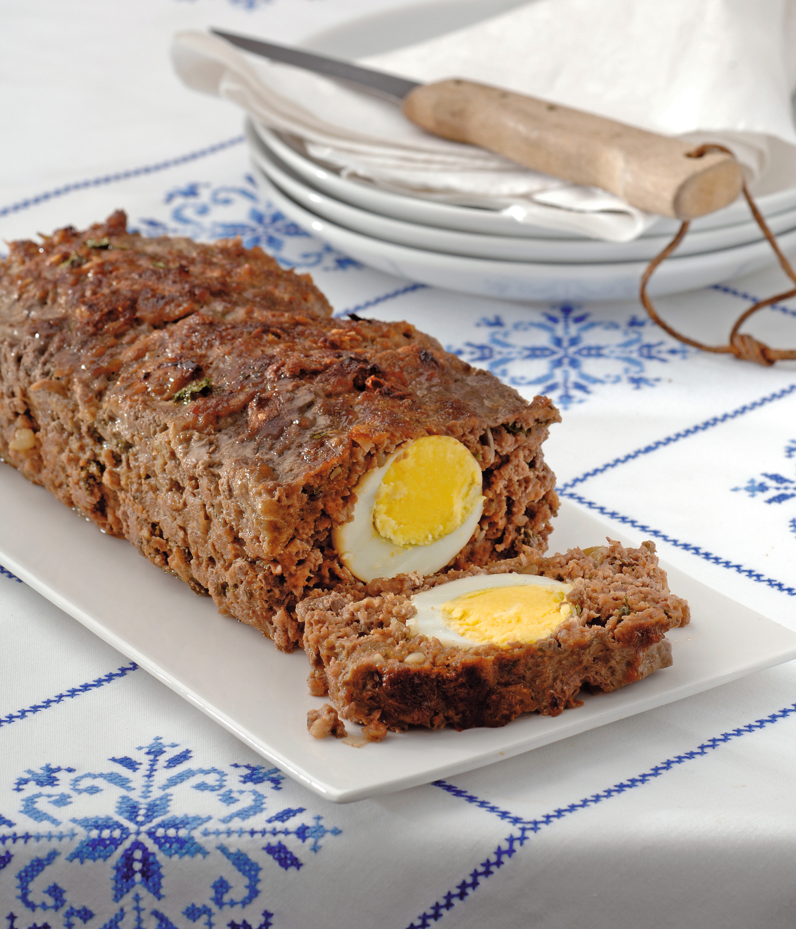 recipe image Gehaktbrood gevuld met ei