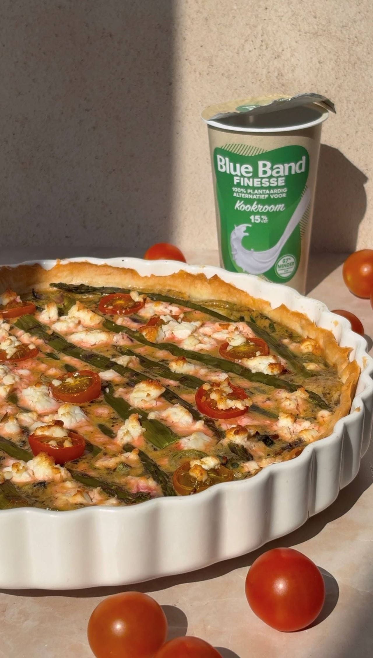 recipe image Romige roze quiche met gegrilde groene asperges