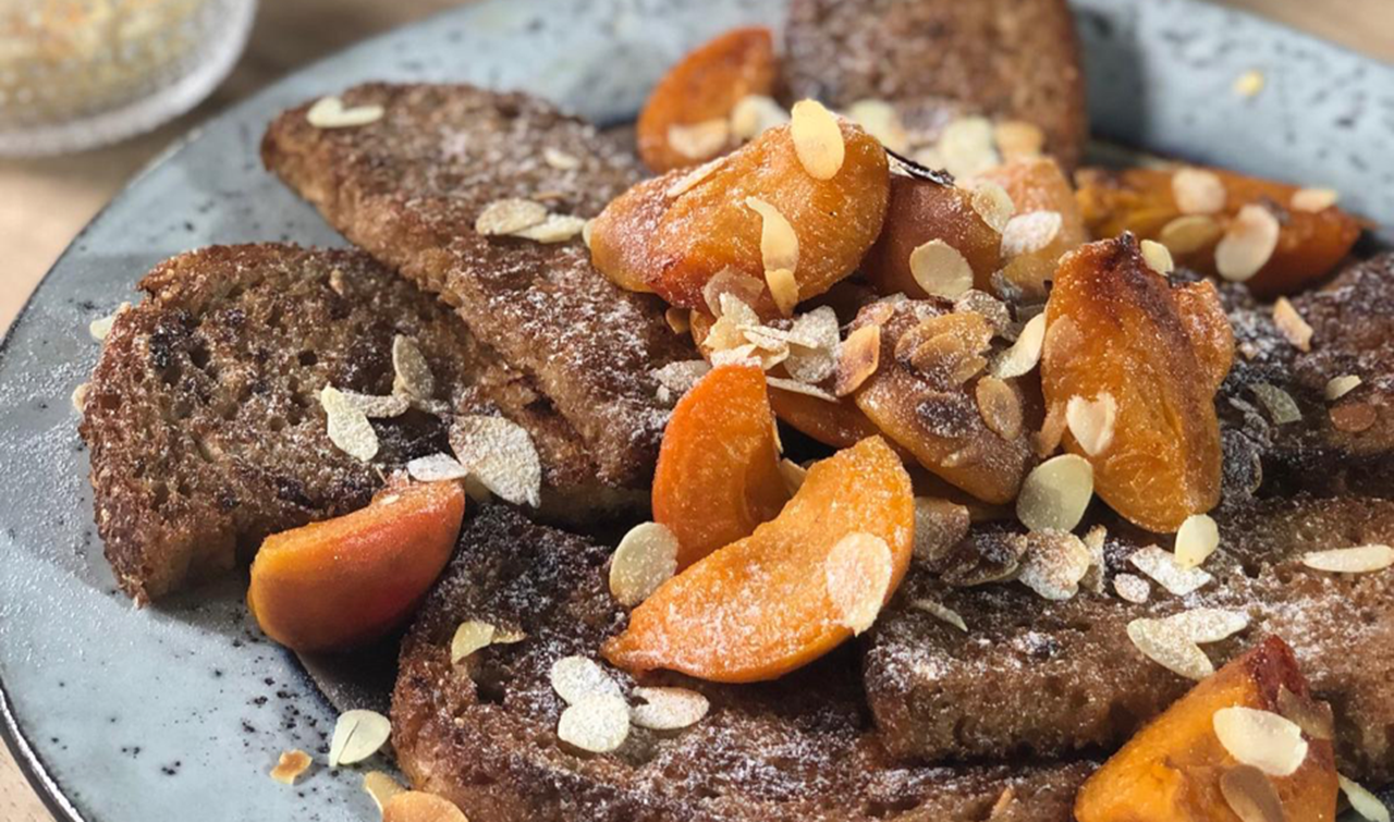 recipe image Vegan wentelteefjes met abrikozen