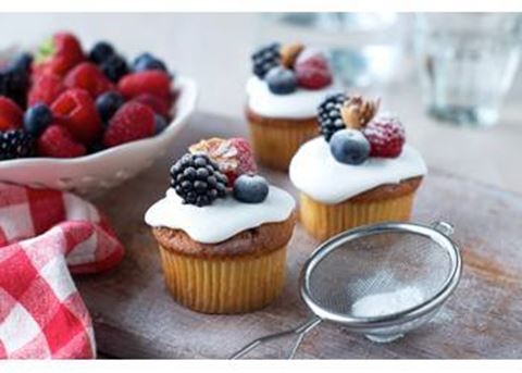 recipe image Yoghurt bosbessen cupcakes met muesli